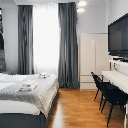 Skawinska 10 By Homeprime Krakow Bagian luar foto